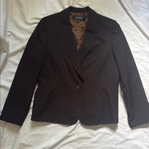 Vintage Kasper tailored lined Black Women's Blazer with Stitch detail. Size 12. - Picture 8 of 14